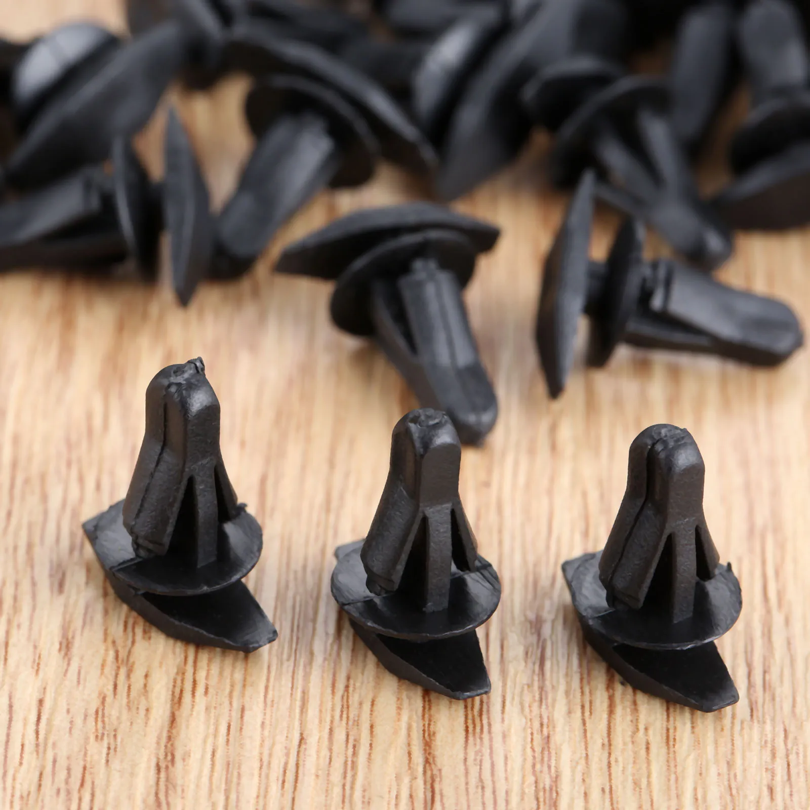 50pcs Fasteners Car Door Window Sealing Interior Fixed Clamps Strip Auto Accessories Universal Type for Many Cars Plastic