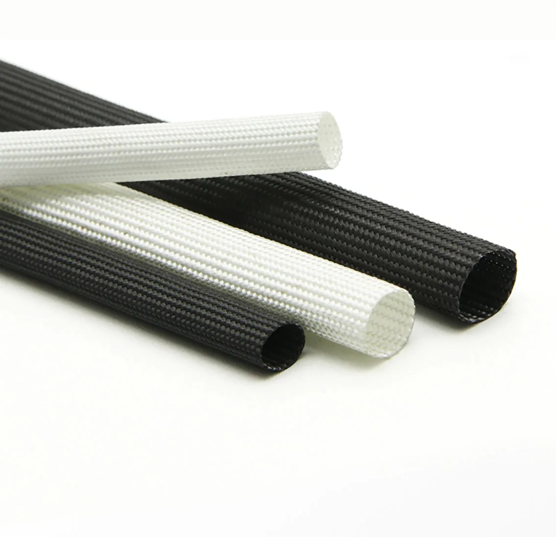 Diameter 1-50mm Black/White 600℃ High Temperature Braided Soft Fiber Tubing Insulation Cable Sleeving Fiberglass Tube