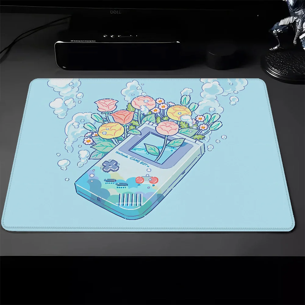 Rubber Mat Cute Game Console Anime Mouse Pad Gamer Small Gaming Pc Accessories Pad on the Table Deskmat Mausepad Mousepad Mats