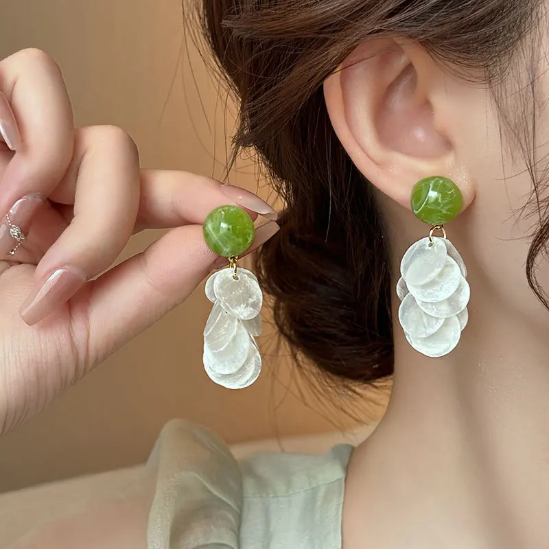 

Premium Clip on Earrings Avocado Green Shell Tassel Round Forest Slimming Elegant Soft Lightweight Versatile No Piercing Needed