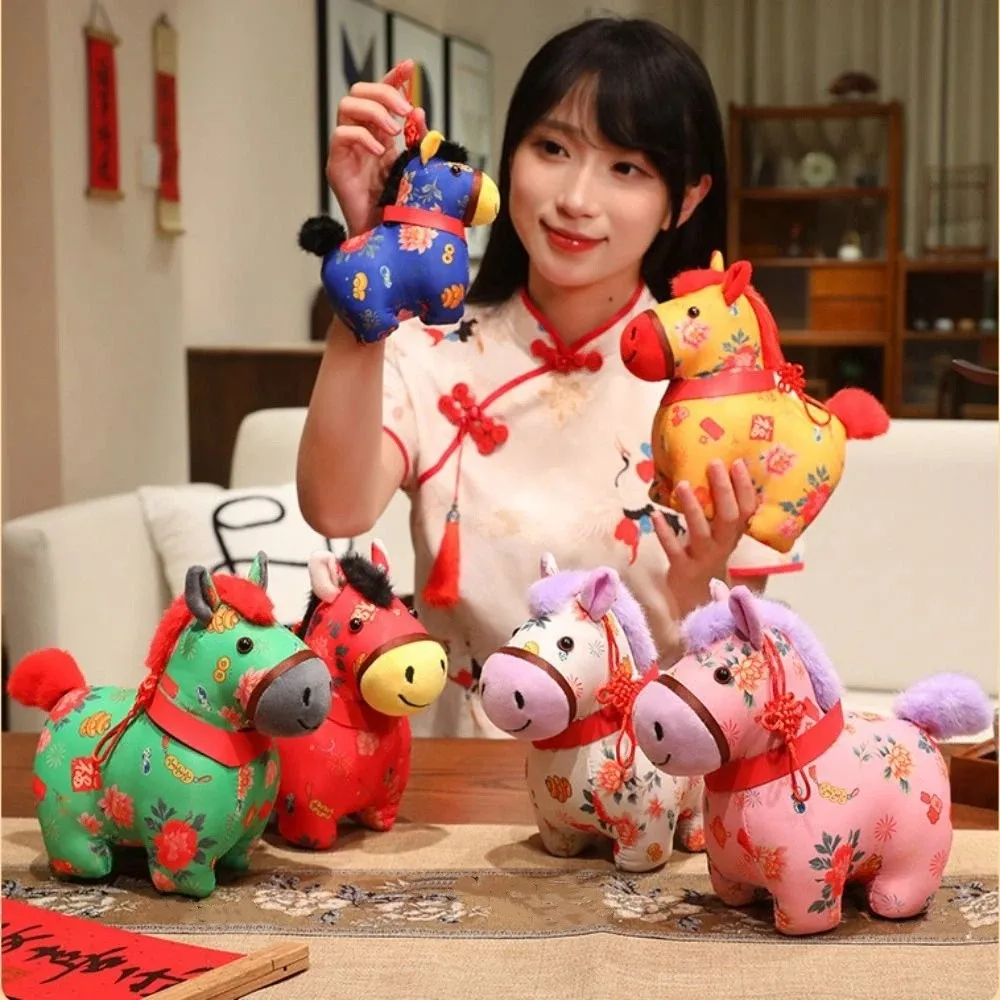 

Креативный плюшевый брелок с изображением лошади, милая мягкая фигурка зодиакального пони, куклы-талисманы, пушистая мультяшная кукла-конь, украшение для дома