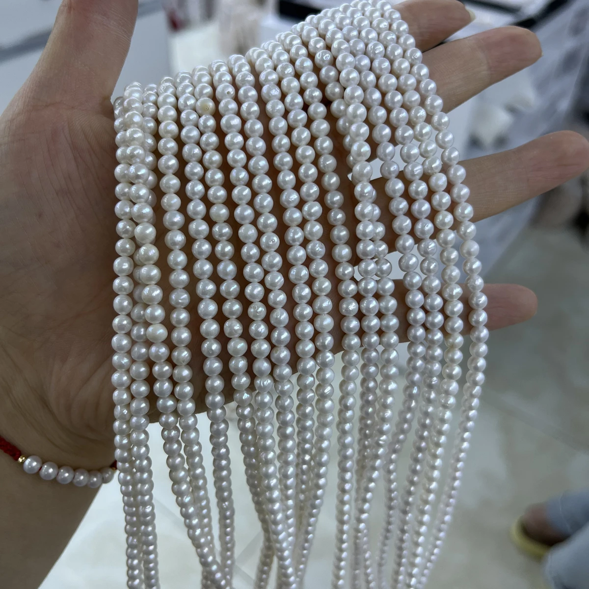 

AA Grade 4–5mm White Near-round Cultured Natural Freshwater Pearls Beads for Jewelry Making DIY Necklaces Bracelets Accessories