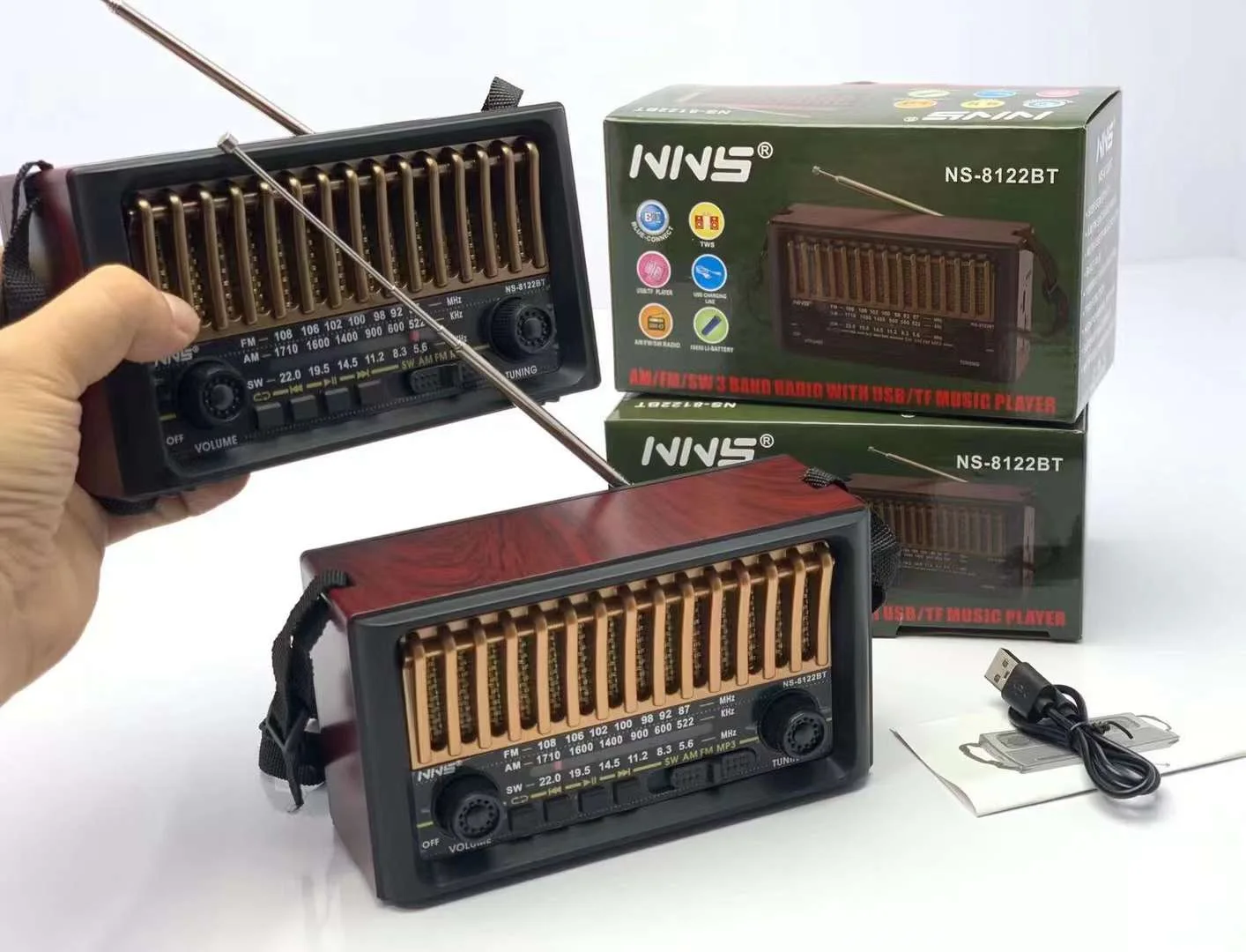 NNS NS-8122BT VofhydrSolar Panneau 62 Batterie Lumière Radio Torche Multifonction Radio Extérieure Radio d'urgence