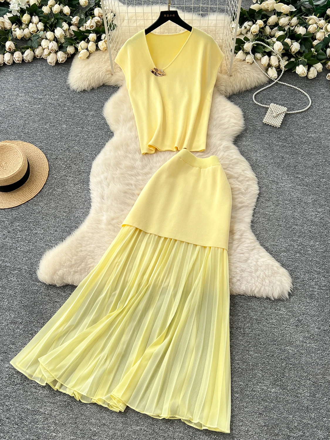 

Модный вязаный комплект ort Sve с высокой талией, юбка-панель V Ne, костюм из двух предметов для молодых женщин, лето 20л