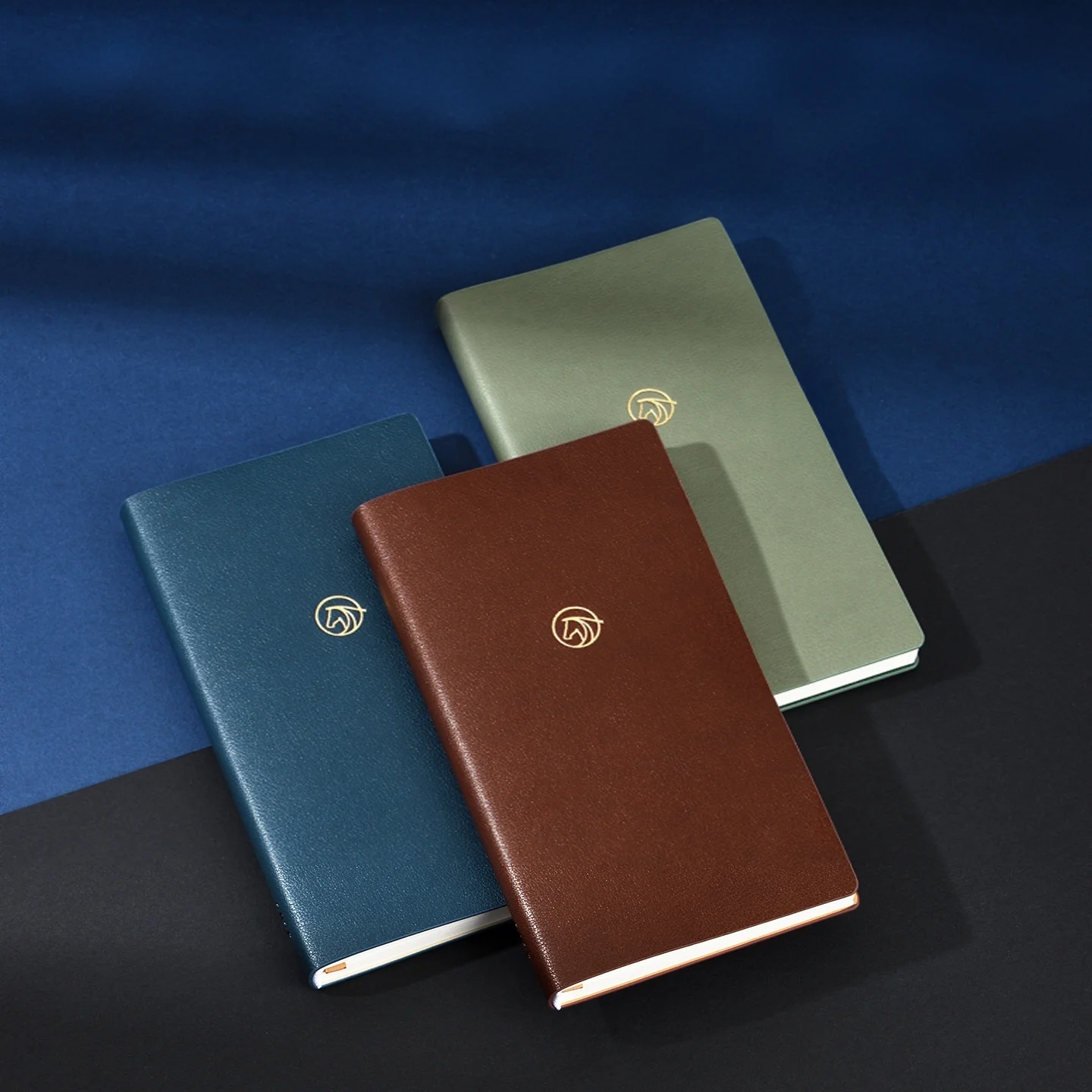 Еженедельный журнал Clean Aesthetic 2026 — минималистичный дизайн с устройством отслеживания привычек и инструментами для достижения цели Встроенный трекер привычек