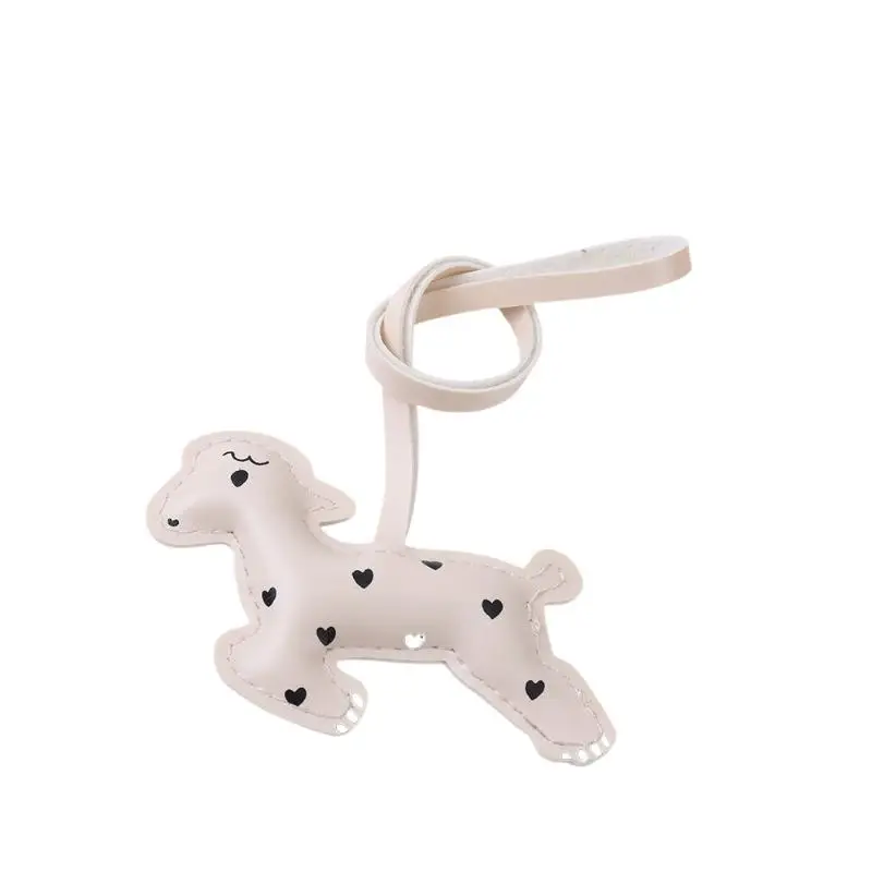 PU-Leder Schaf-Taschenanhänger mit Niedlichem Herz-Print, Weicher Gefüllter Geldbörsen-Schlüsselanhänger für Frauen und Mädchen – Detail 6