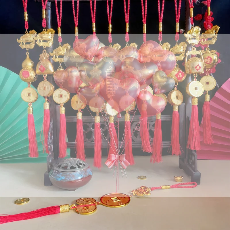 السنة الصينية الجديدة الذهب اللون البلاستيك الحصان قلادة طويلة شرابة حمراء الحلي للسيارة ديكور المنزل محظوظ سحر شنقا الديكور