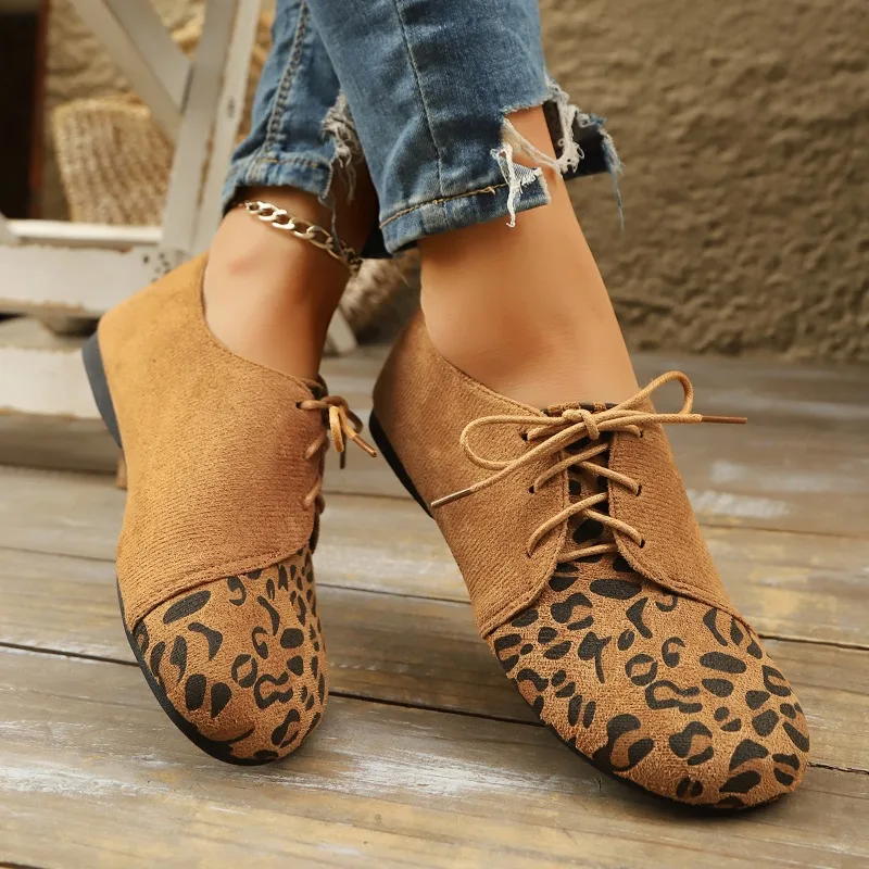 Новые лоферы, женские модные леопардовые повседневные прогулочные туфли на плоской подошве, женские уличные туфли без шнуровки, удобные женские кроссовки с круглым носком