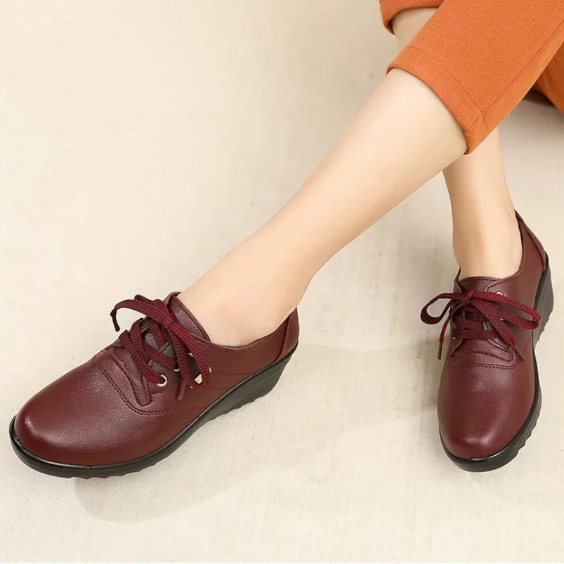 

2025 женские милые черные туфли на танкетке, черные туфли на шнуровке, женские классические туфли высокого качества на весну и осень