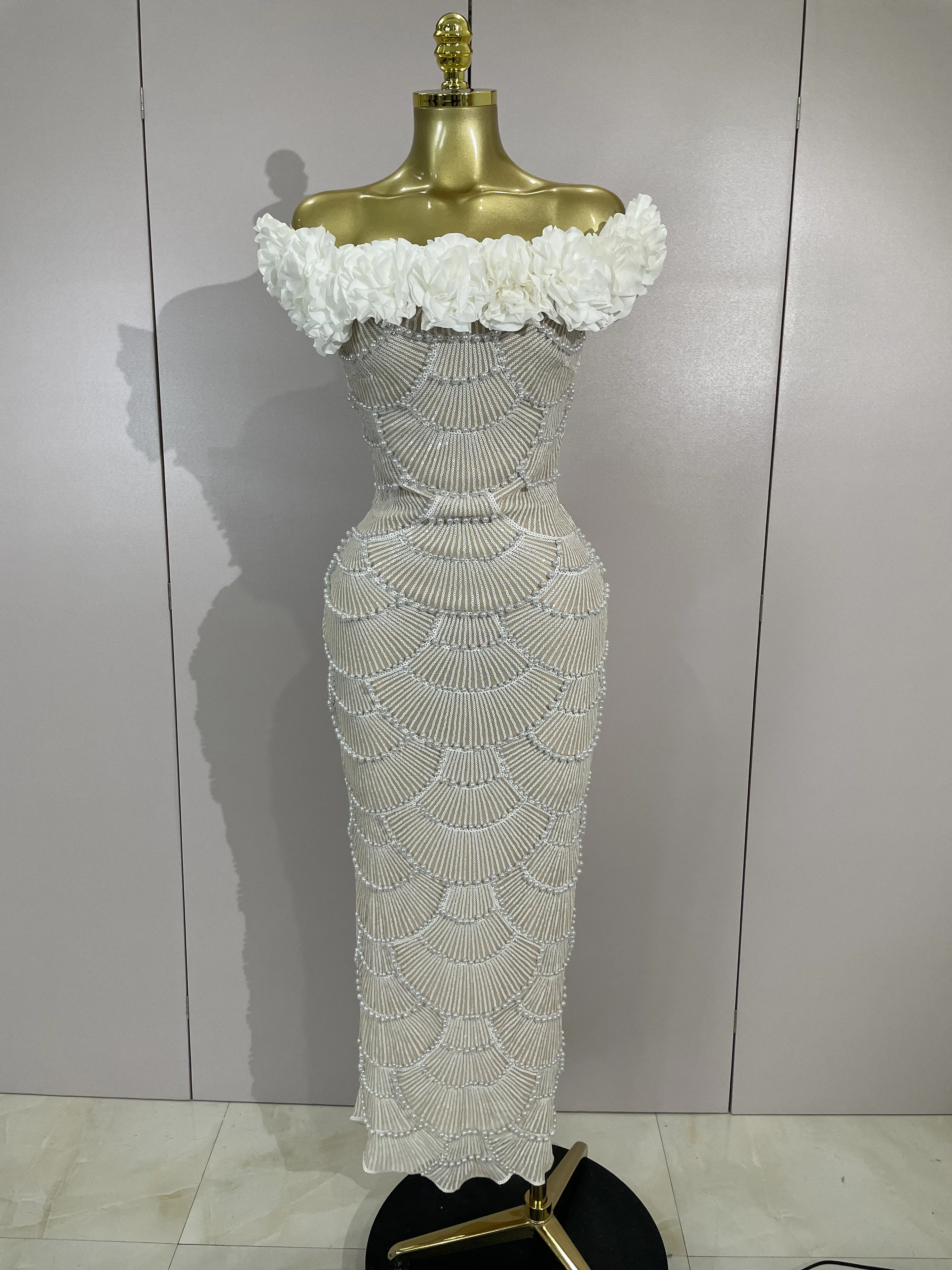 

Элегантное женское платье с жемчужной вышивкой и цветочным узором, сексуальное, с открытыми плечами, облегающее, для вечеринок, праздников, дней рождения, выпускных, клубных мероприятий, нарядное платье.