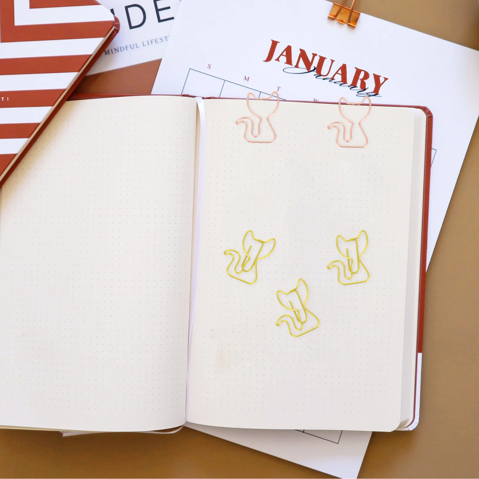 

30Pcs Cat Paper Clips Unique Shape Metal Clips for Crafts Fun Office Supplies School Stationery Organization Bookmark Page