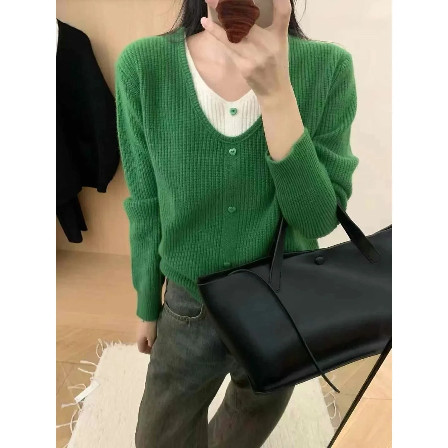 

Women's Autumn Winter New Simple Match All Styles V-neck Sleeveless Cardigan Fashionable Knitted Sweater Fake Two-Piece Design