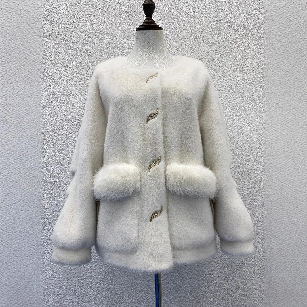 معاطف نسائية من فرو المنك الصناعي سترات متينة لؤلؤ بأكمام طويلة وياقة مستديرة واحدة الصدر سميكة فضفاضة غير رسمية لخريف وشتاء 2025