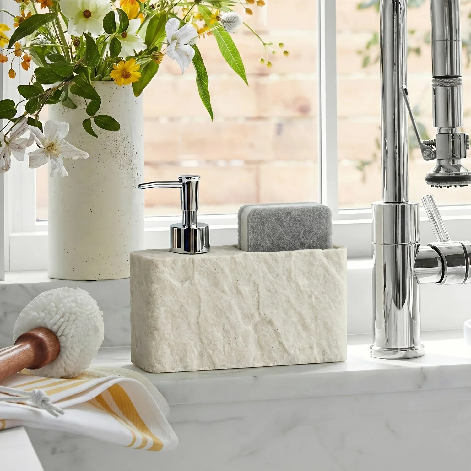 distributeur-de-savon-et-support-d'eponge-2-en-1-en-resine-a-texture-pierre-accessoires-de-cuisine