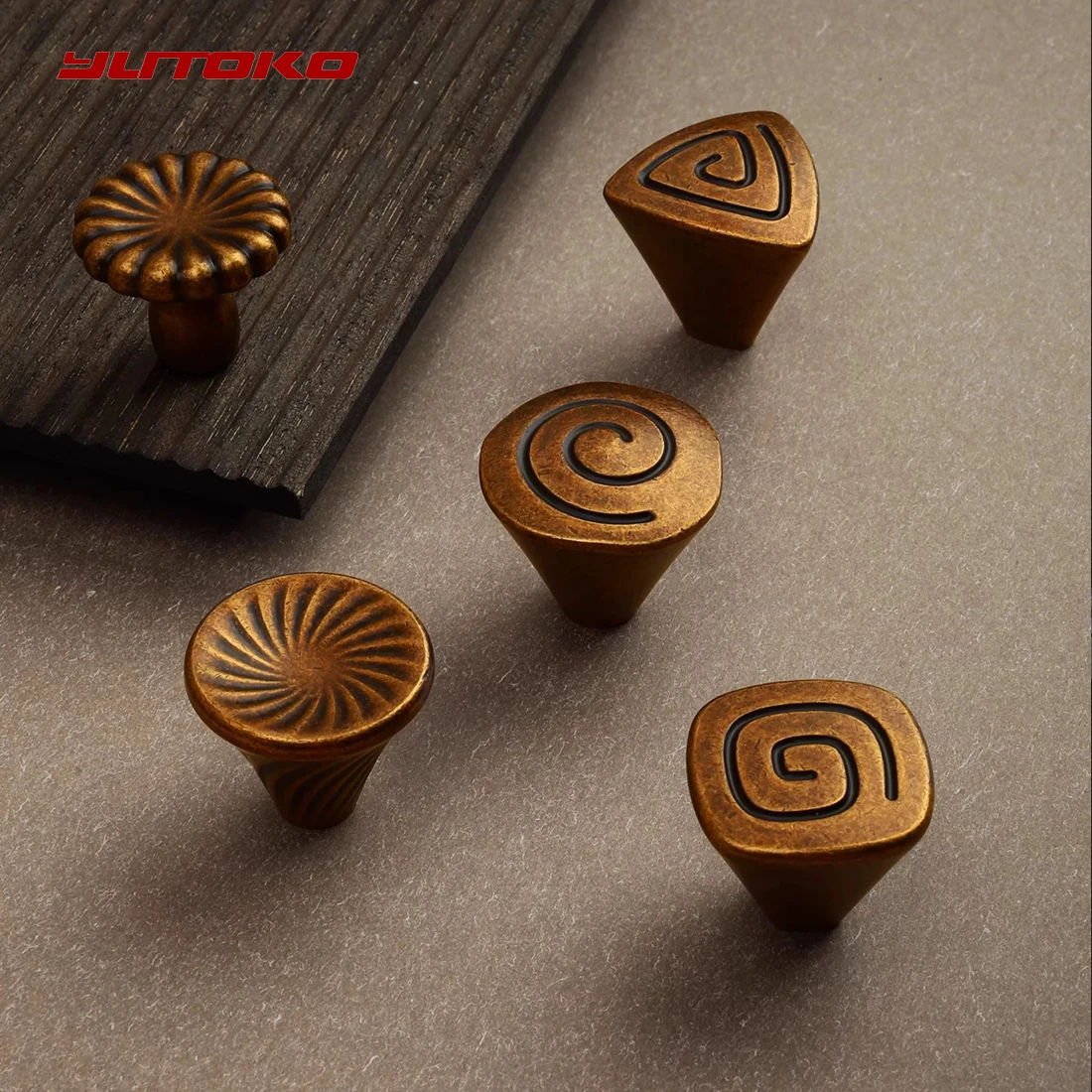 Antique Brass Cabinet Door Handle Zinc Alloy Vintage Style Cabinet And Wardrobe Pull Single Hole Drawer Knob Furniture Hardware