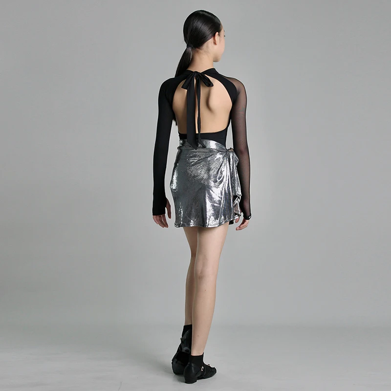 2025 roupa de dança latina meninas roupas de desempenho aberto volta manga longa collant saia prata rumba cha cha treinamento wear 2280