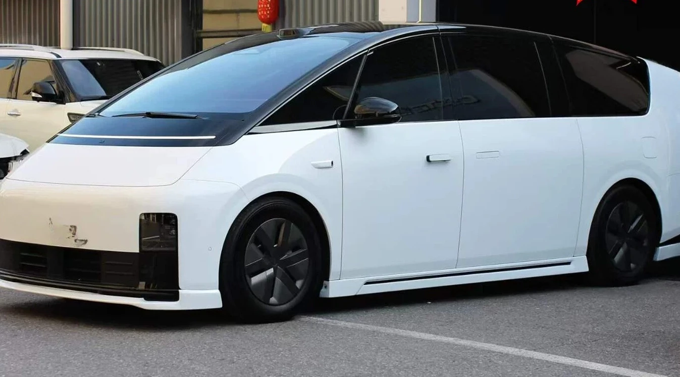 Modified surround kit, front lip side skirt, rear lip dry carbon tail rear spoiler protection
