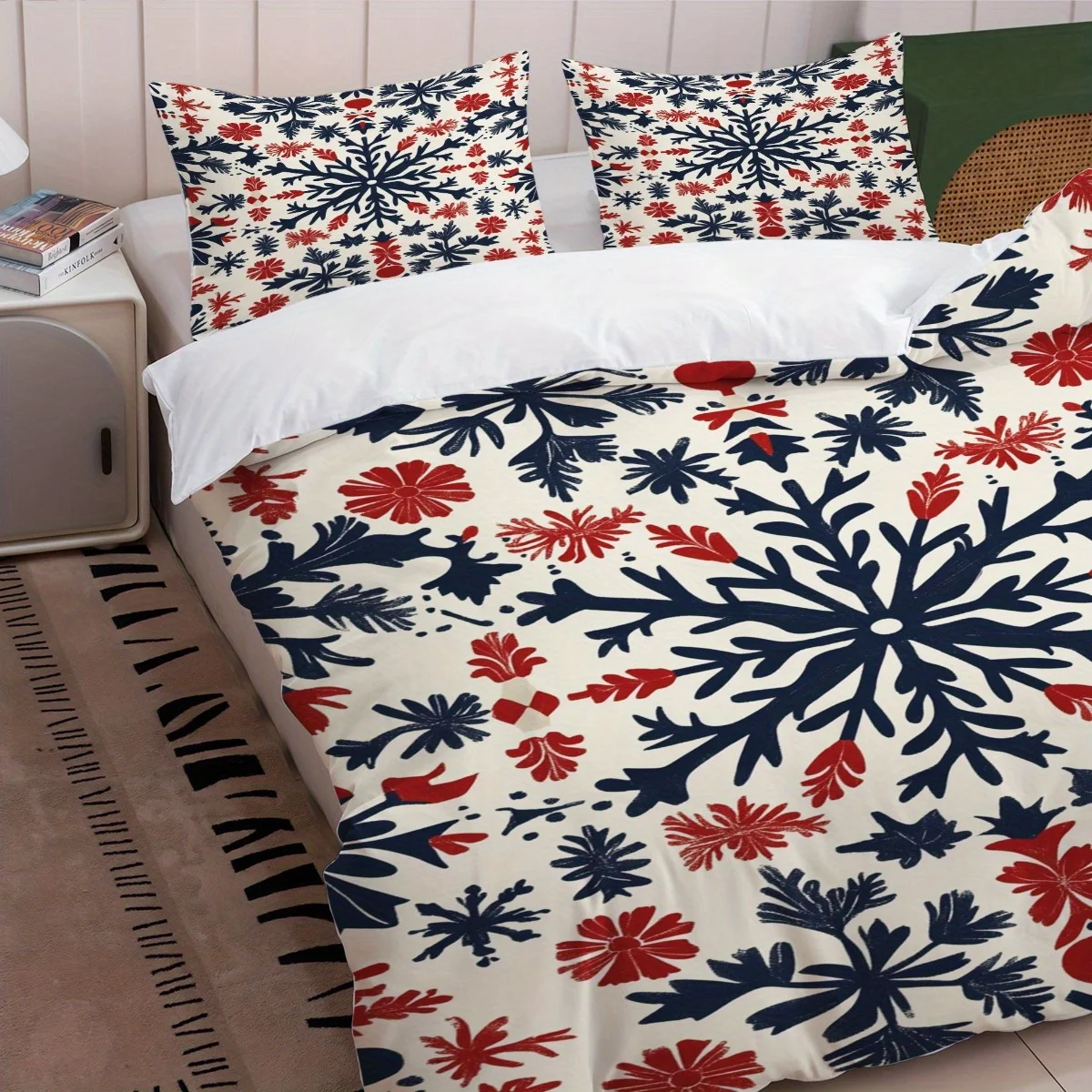 Cozy Winter Wonderland Bedding Set - Red & Navy Snowflake Pattern, Plush Comforter & Pillows, Perfect for Holiday-Themed Bedroom