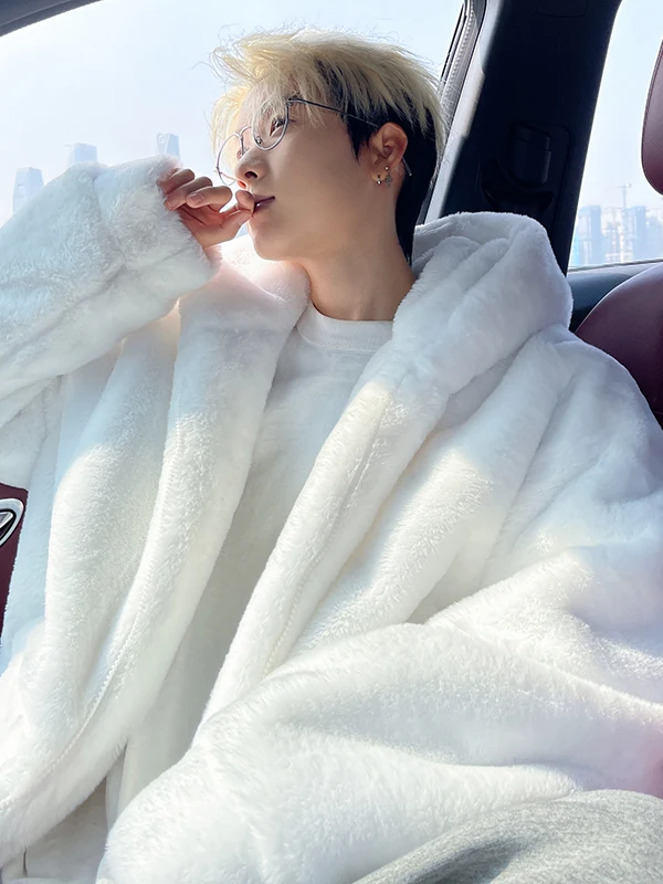 

Men's Faux Fur Coat Warm Mink Fur Soft Plu Lamb Velvet Cotton Jaet Autumn Winter High End Feeling Youth Casual Sle Zipp...