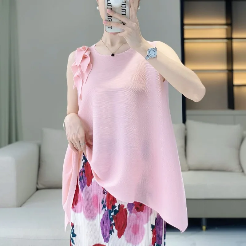 Miyake Pleated 대형 여성용 느슨한 다목적 언더 셔츠 여성 여름 2025 새로운 민소매 짧은 티셔츠 탑 심플