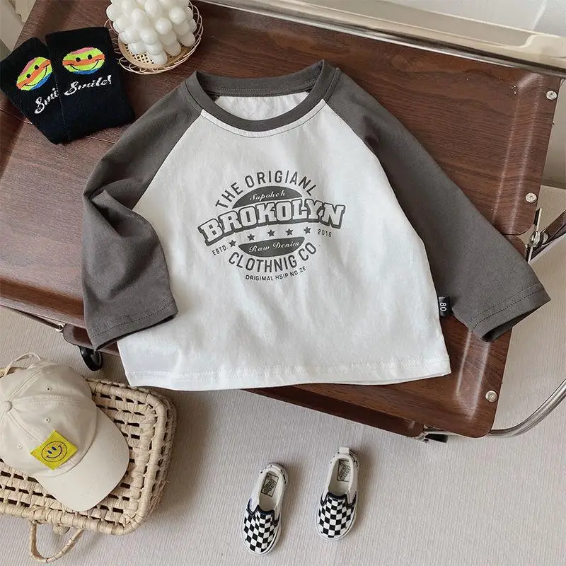 

2025 Spring and Autumn New Handsome Boys' Cotton Long Sleeved Western Style Letter Printed Loose T-shirt Trendy