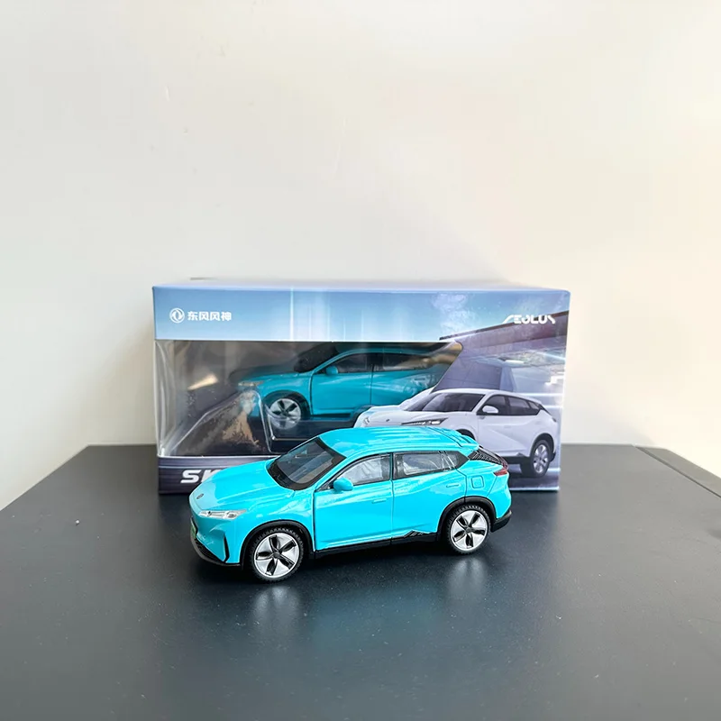 1:32 Scale Dongfeng Fengshen Sky 01 Alloy Car Model Collection Ornaments