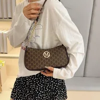 1pc French Retro Underarm Bag For Women, New Letter Print Small Square Crossbody Shoulder Bag With Adjustable Strap & M Logo, Zipper Closure, Suitable For Commuting & Casual Outings, Light Brown/White/Black, Multifunctional Handbag, Fashion Accessory, Ele - Image 3
