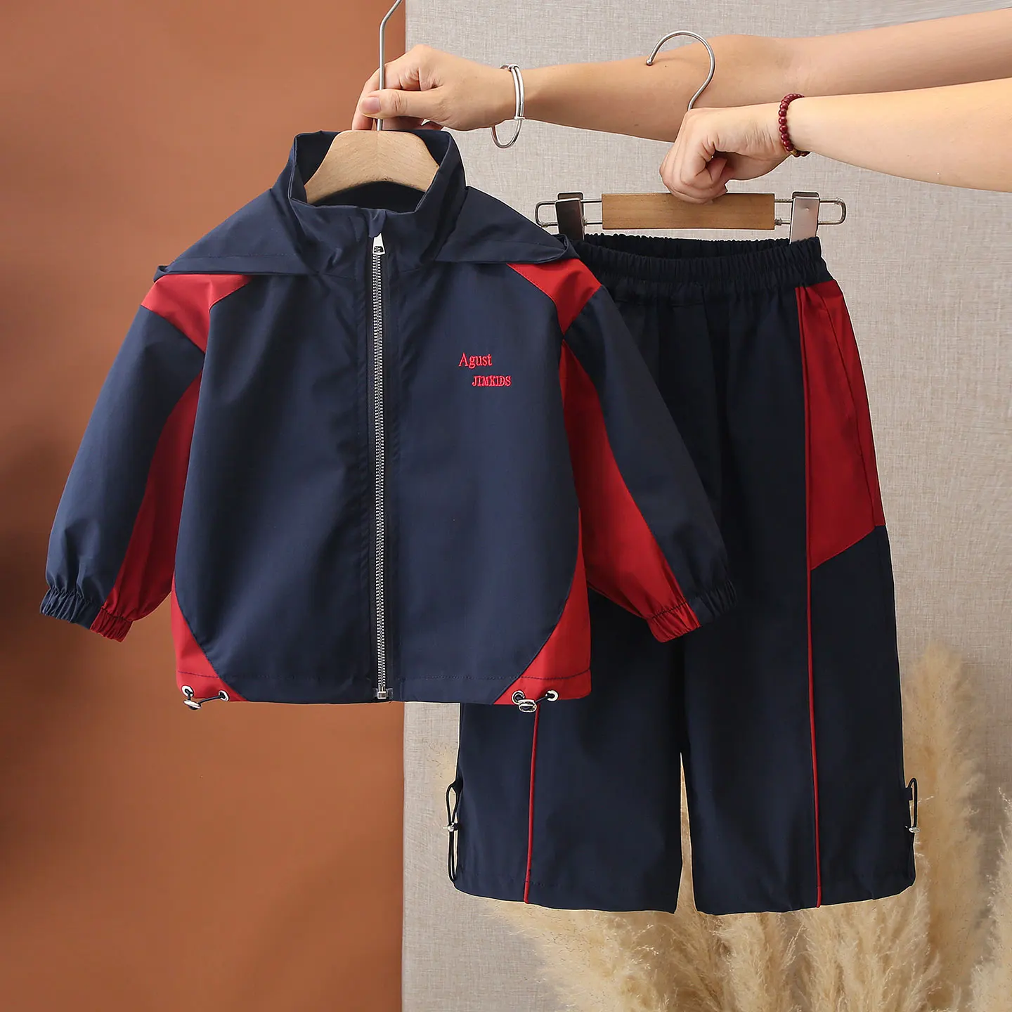 

Весенне-осенний комплект для мальчиков: модный детский корейский костюм из двух предметов (куртка и брюки) из хлопка для уличного стиля