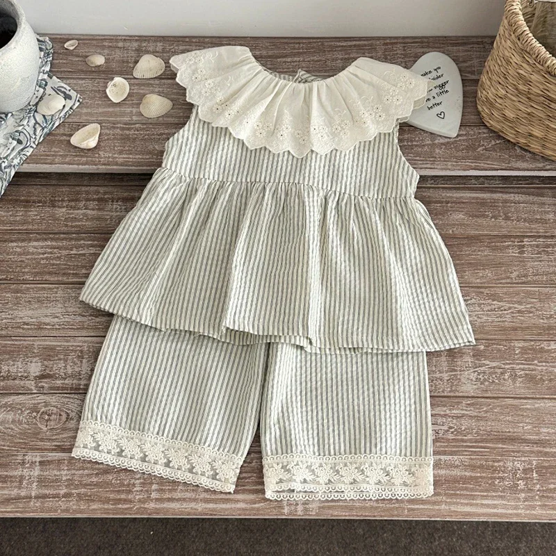 

Новый летний комплект одежды для девочек 0-3 лет: хлопковый жилет без рукавов в полоску + брюки, набор для новорожденных