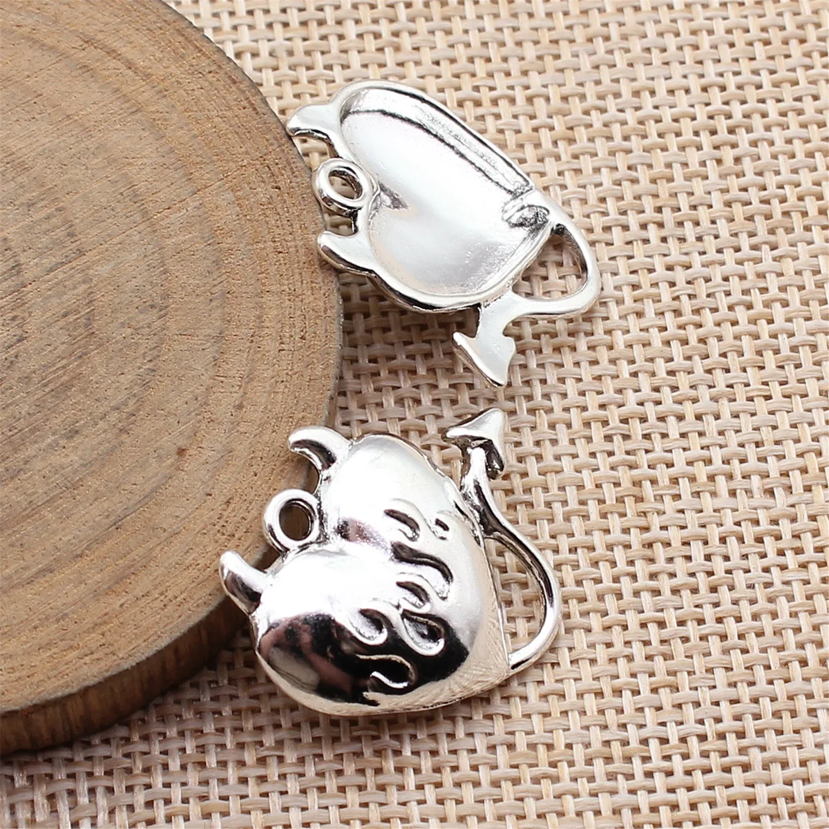10pcs 26x24mm Antique Silver Color Gothic Heart Devil Charms Pendant Jewelry Making DIY