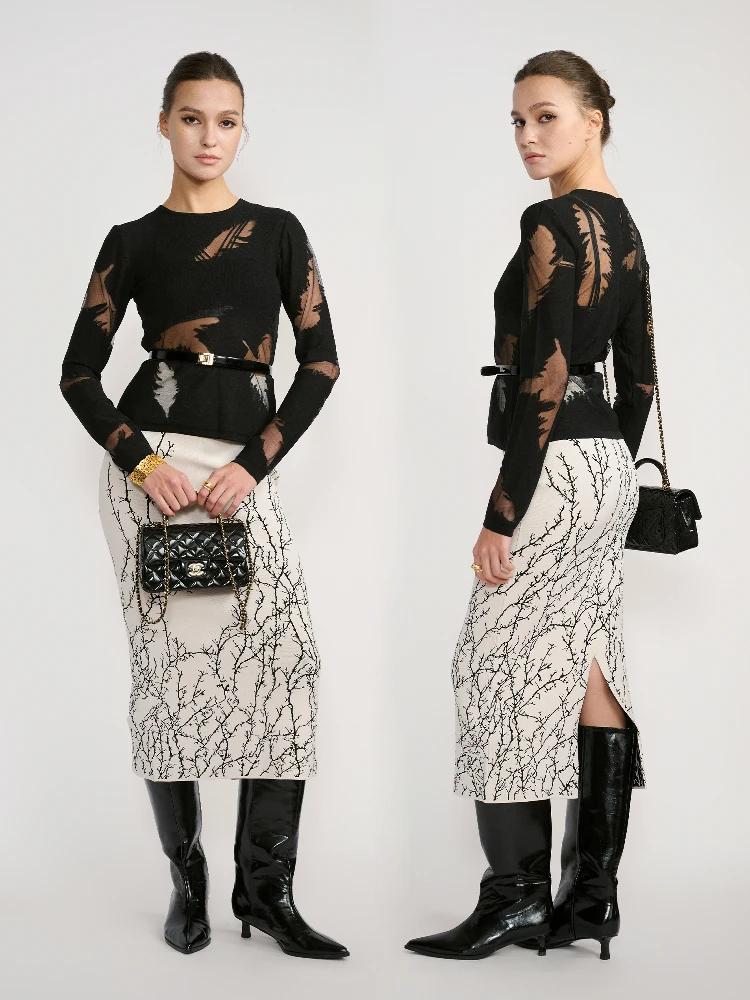 

Feather Knitted Top with Emed f Skirt Bla White MAIMAI Floral Lace Long Sve Women's Cotton Blend Spring 2025