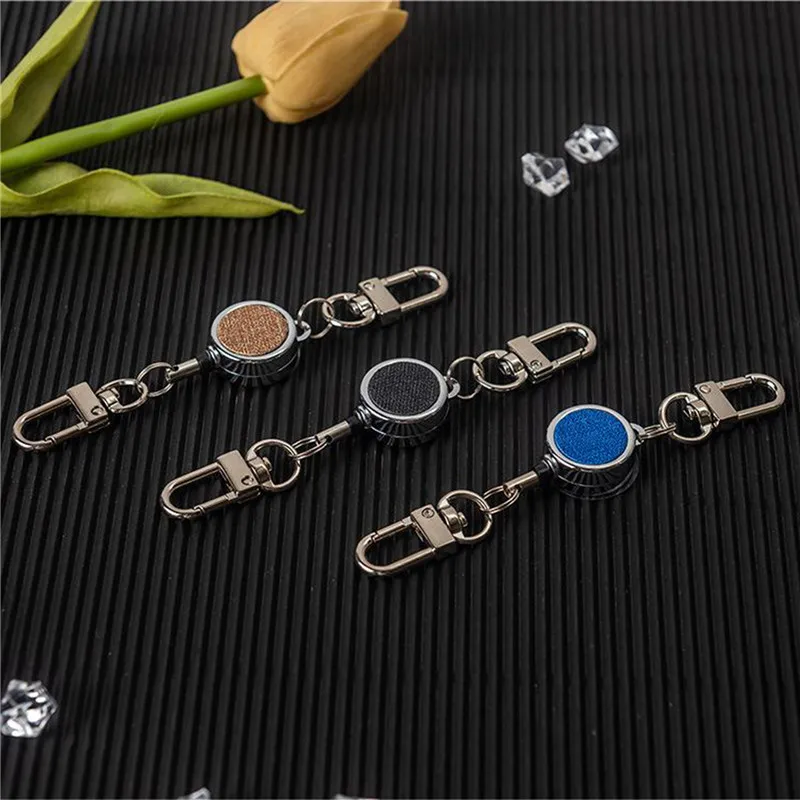 

Anti-theft Metal Easy-to-pull Buckle Rope Elastic Keychain Sporty Retractable Key Ring Anti Lost Ski Pass ID Card 1Pcs