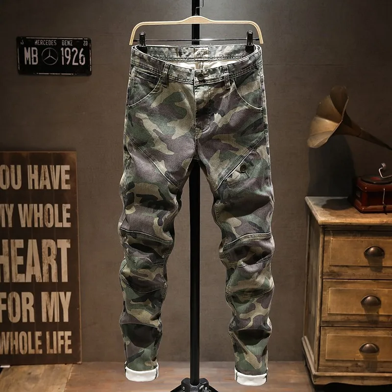 

Fashion Designer Men Jeans Stretch Slim Fit Spliced Camo Cargo Pants Street Hip Hop Vintage Casual Denim Pants Hombre