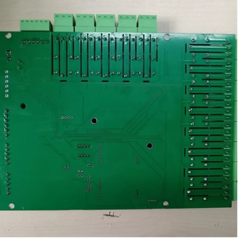 1PCS  QFN32-IDT4227ANLG PM6686TR SX1212IWLTRT IR3500AM