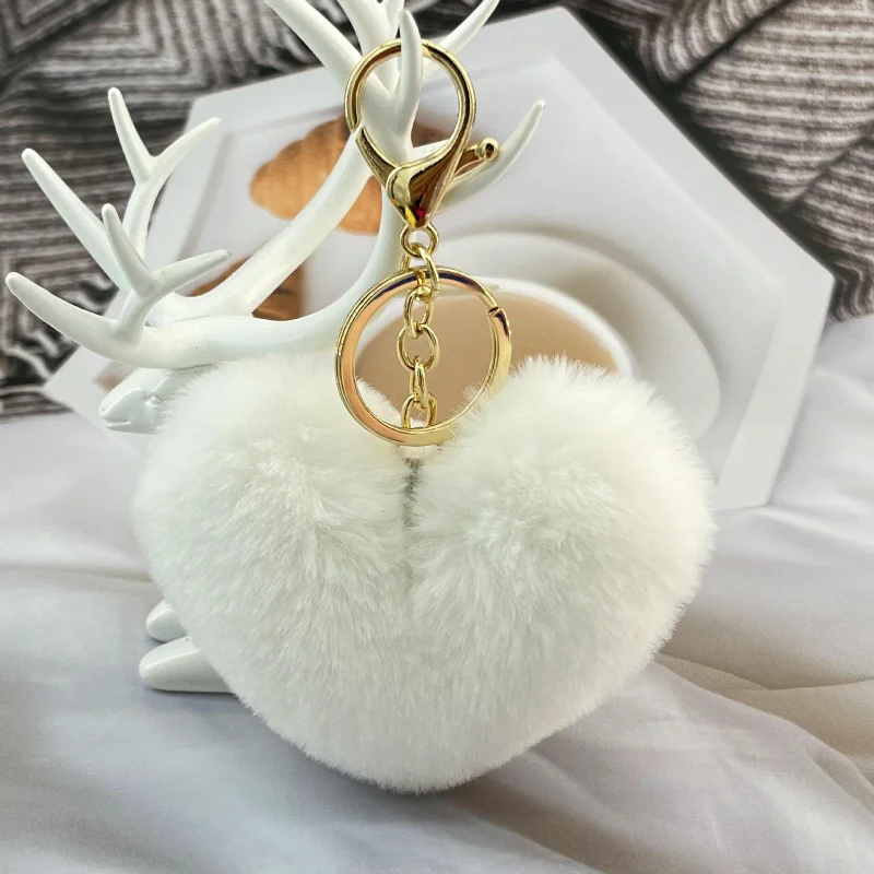 Pompom coração chaveiro para mulheres senhora saco encantos de pelúcia colorido pêssego coração pingente chaveiro saco decoração presente chaveiros de pelúcia