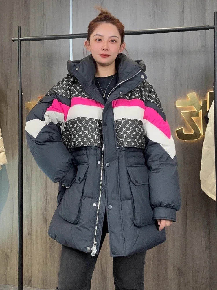 Piumino addensato di media lunghezza piumino invernale da donna nuovo con cappuccio a contrasto colore moda sciolto oversize Casual bianco piumino d'anatra