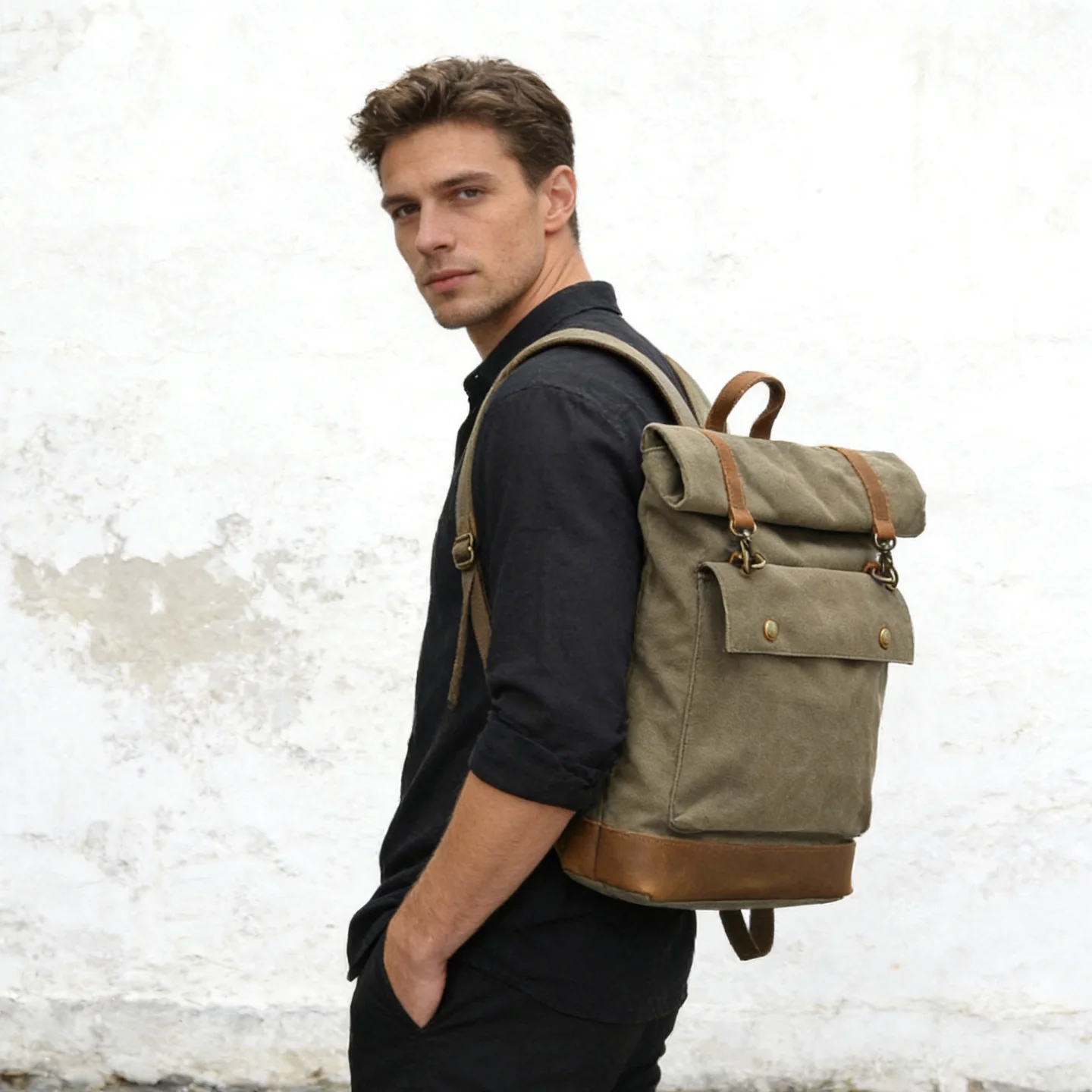 

Retro Men's Canvas Backpack Outdoor Travel Hiking Commuting Large Capacity Mountain Climbing Computer Bag with Computer Compa...