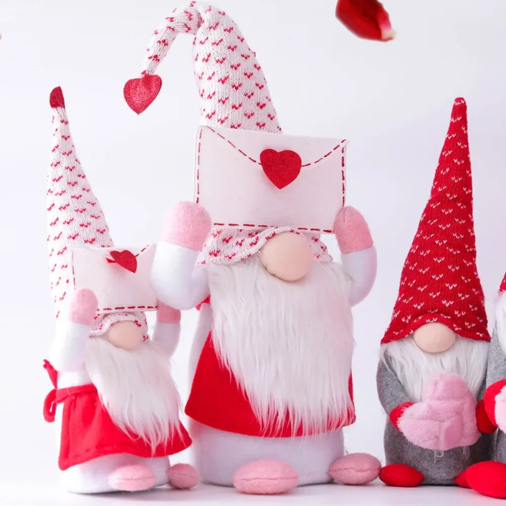 Gnome Envelope Love Heart Faceless Doll Rudolph Valentine's Day Home Room Decoration Birthday Show Love Gift Ornament Figurines