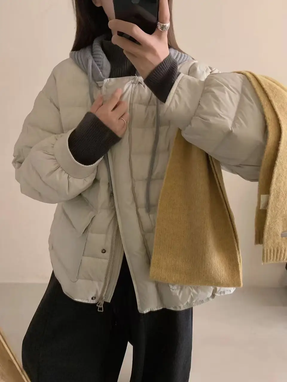 XF765 الخريف/الشتاء 25 الملابس النسائية الجديدة الكورية محبوك مقنعين أسفل سترة تصميم الشعور الصغيرة الأبيض بطة أسفل معطف #3