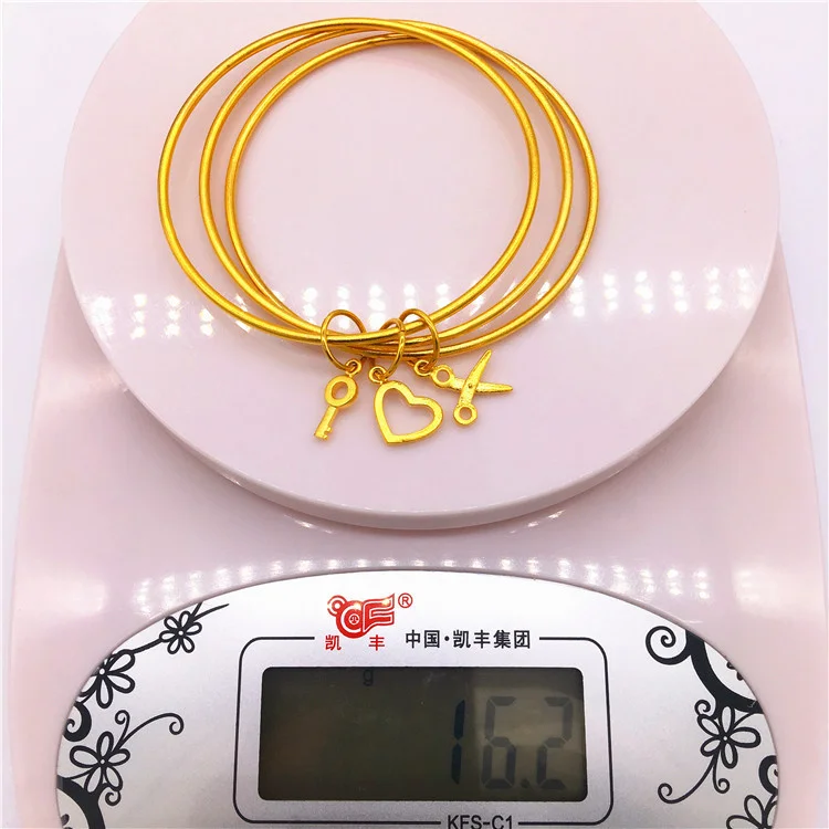 Frauen neue Imitation Gold Liebe Armband Fu Zi San Sheng III Armband europäische Währung vergoldeten Schmuck für eine lange Zeit