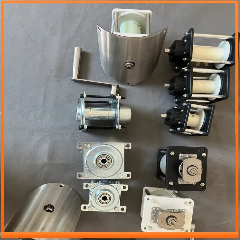 Flagpole Lifter Accessories, Built-in Hand Crank, Flag Raising Accessories, Stainless Steel Rope Winding Device