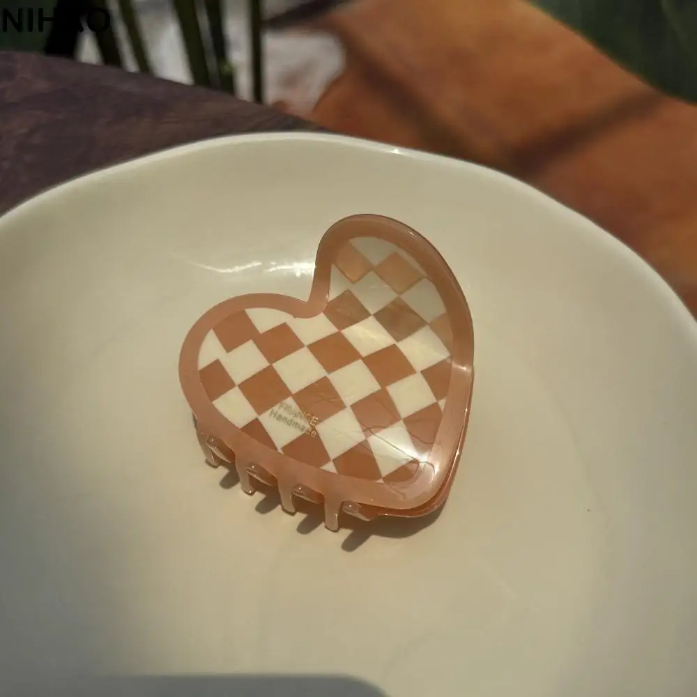 

Hair Clip Elegant Heart Shark Clip Korean Style Acrylic Acetic Acid Hair Claw Waterproof Contrast Color Plaid Hair Claw Work