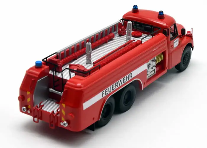 Schuco 1:43 Scale Diecast Alloy Tatra XianT148 Fire Truck Toys Cars Model Classic Adult Collection Souvenir Gift Static Display