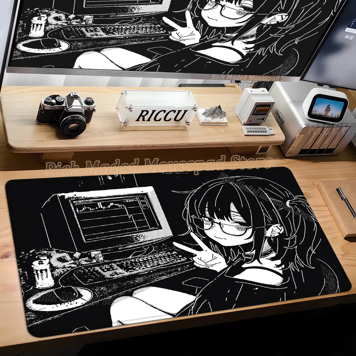 Pixel Anime Girl Mouse Pad Rubber E-Sports Gaming Mousepad Gamer Desktop Decoration Desk Mat Extended Mouse Mat PC Accessories