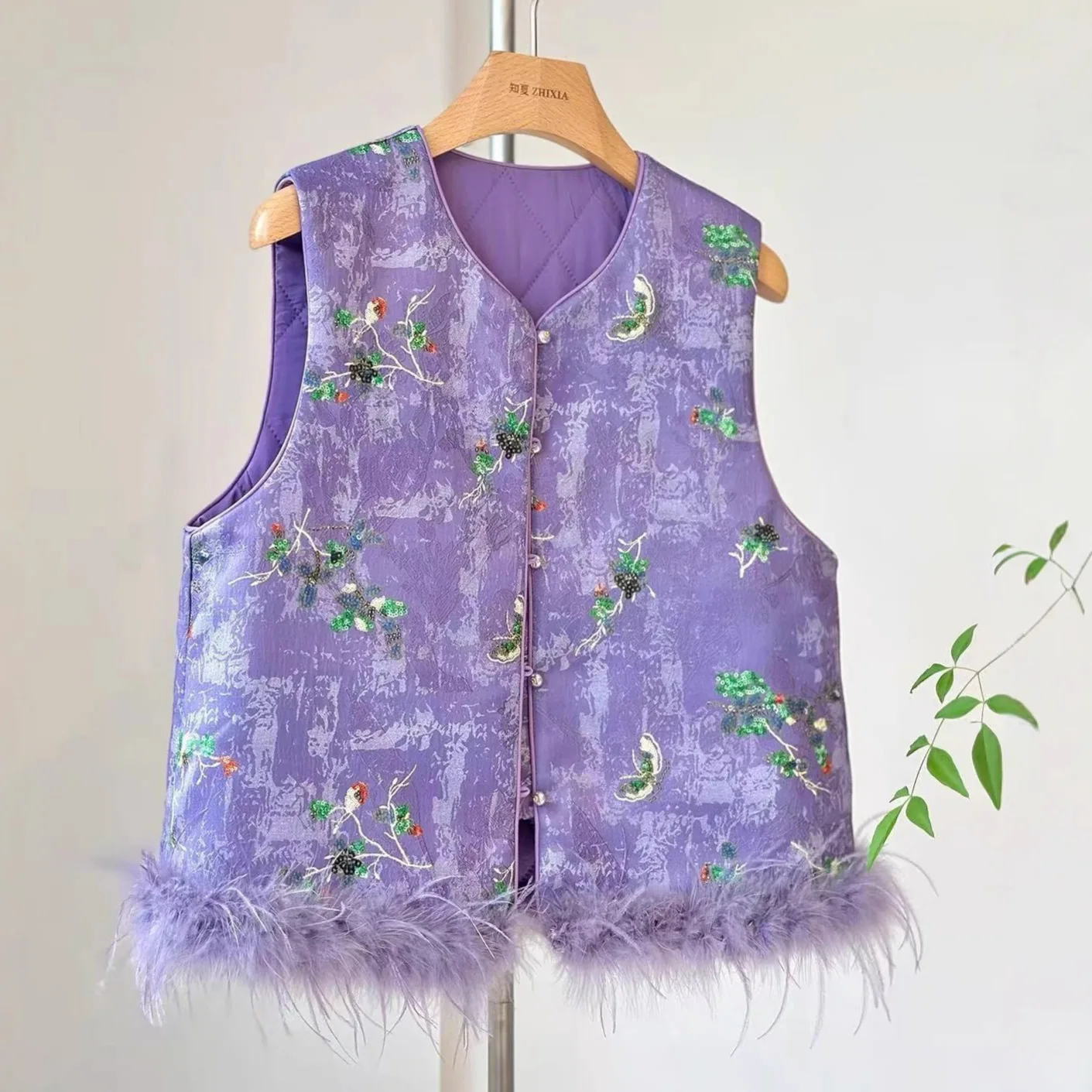 New Chinese Style Handmade Beaded Waistcoat Fur Embroidery Vest Sleeveless Cotton Coat
