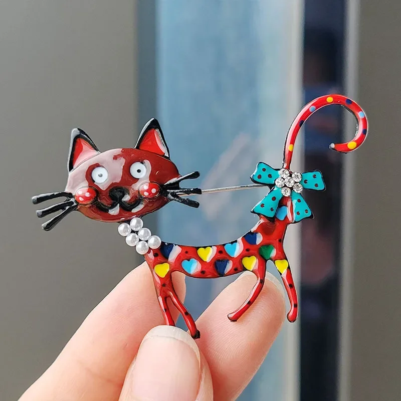 1pc Dropping Oil Lovely Cat Shaped Brooch Vintage Style Animal Theme Alloy Brooch For Women Girls Daily Wear image 3