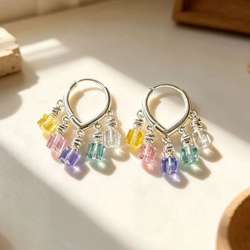 GANPUP Elegante Bunte Acrylperlen-Fransen-Ohrringe für Frauen Neue Ohrklemme Modischer Trendschmuck Geschenk Party серьги – Detail 5