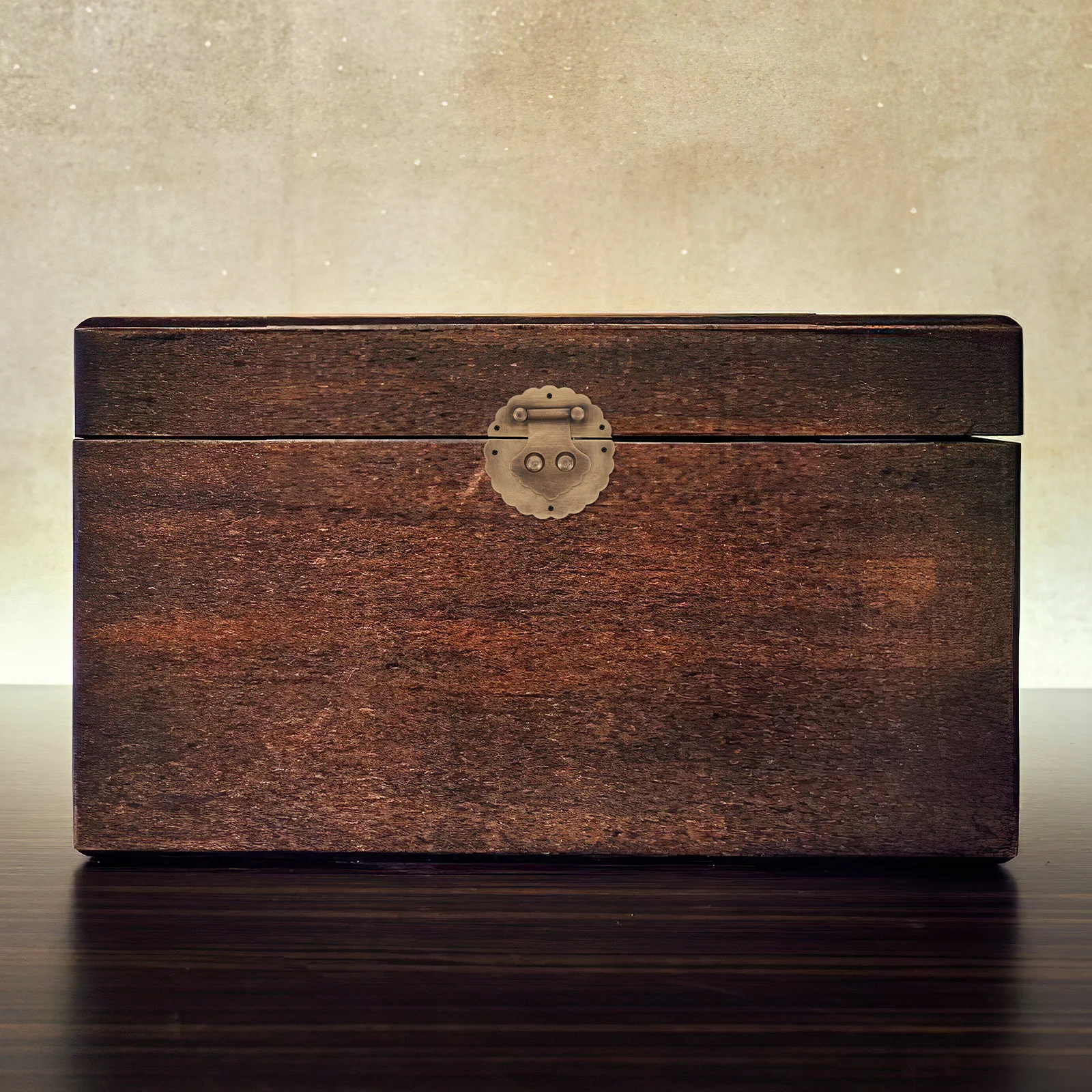 

1Set Brass Vintage Box Lock Hasp Latch Buckle Screw Jewelry Suitcase Cabinet Chest Clasp Closet Door Latch Buckles for Straps