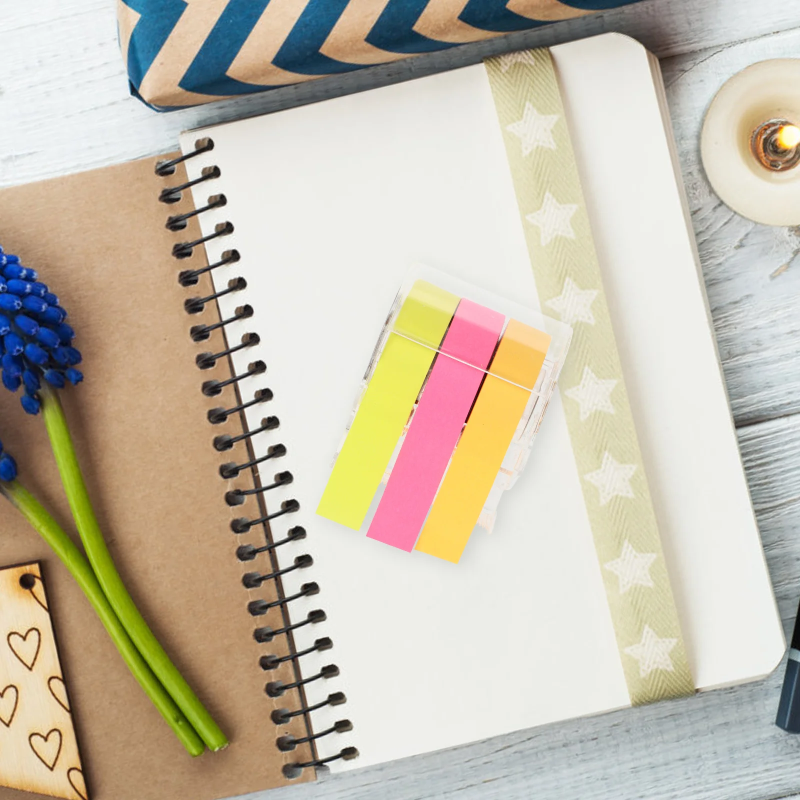 

1Set Roll Notes with Tape Dispenser Ample Sheet Count Memo Pads Easy Reposition Portable Size Household Memo Stickers Office