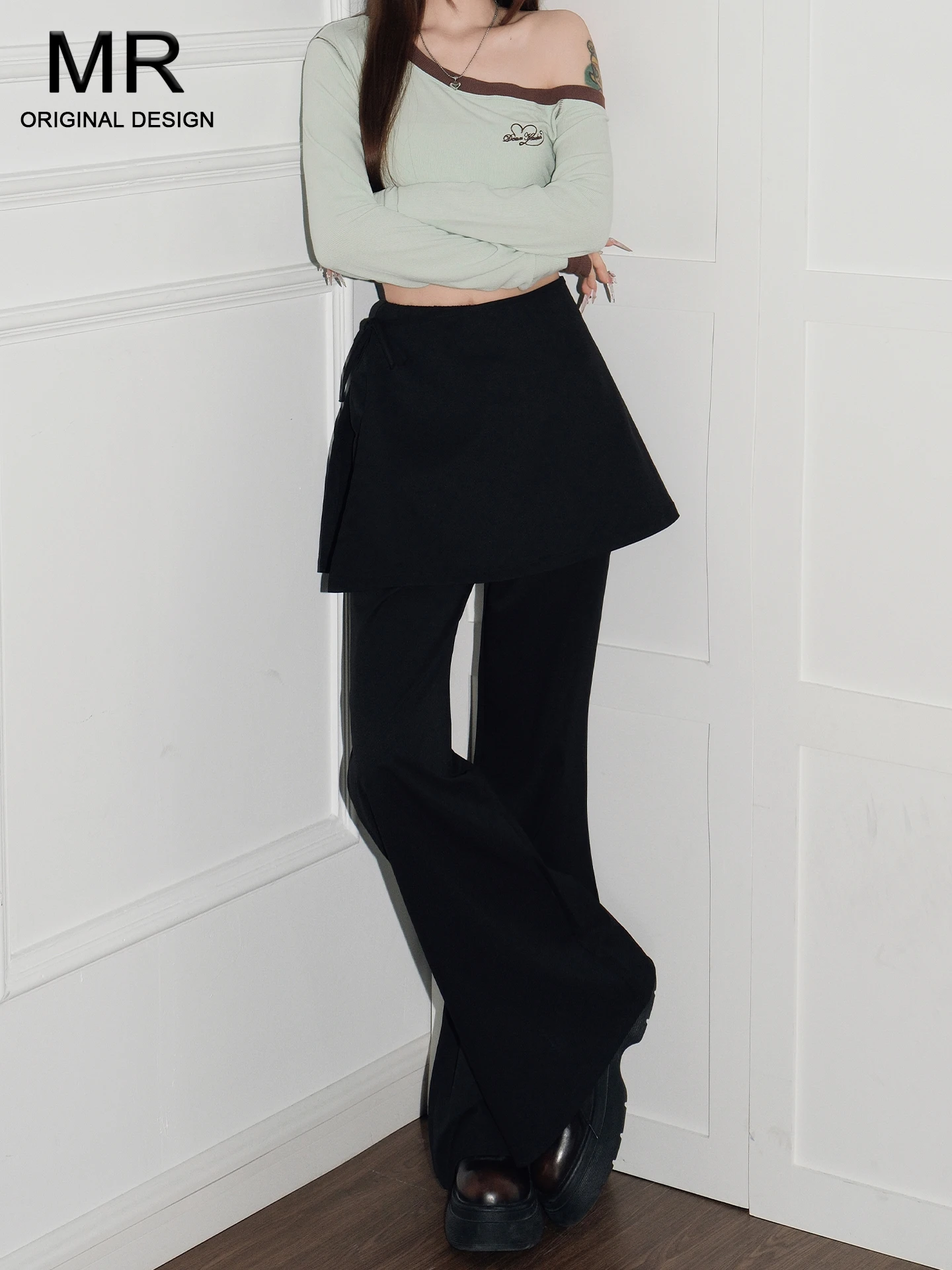 

Черные женские повседневные брюки с высокой талией, зауженные, микро-клеш, в пол, летние, новая модель, прямые брюки